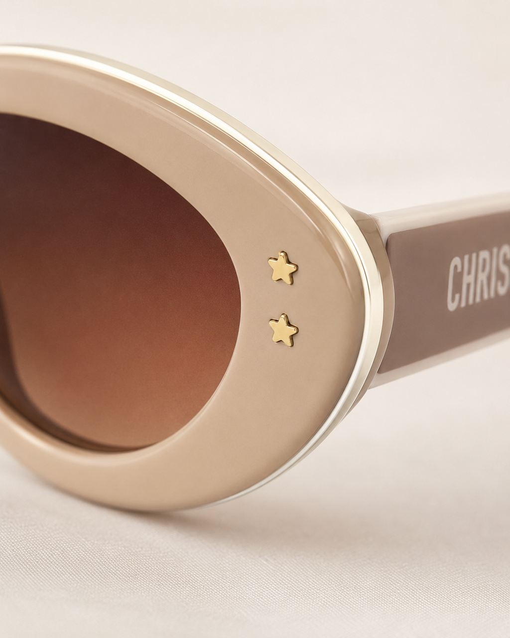 Christian Dior Cat-Eye - Beige